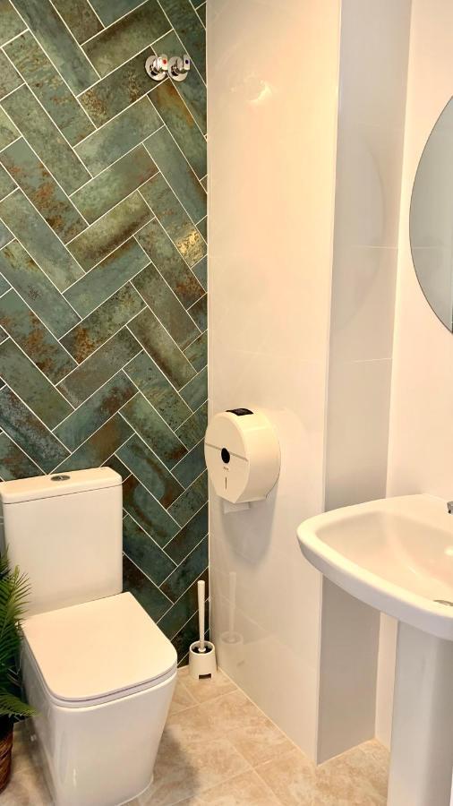 Hostal Sango Sierra De Las Nieves Alozaina Eksteriør bilde