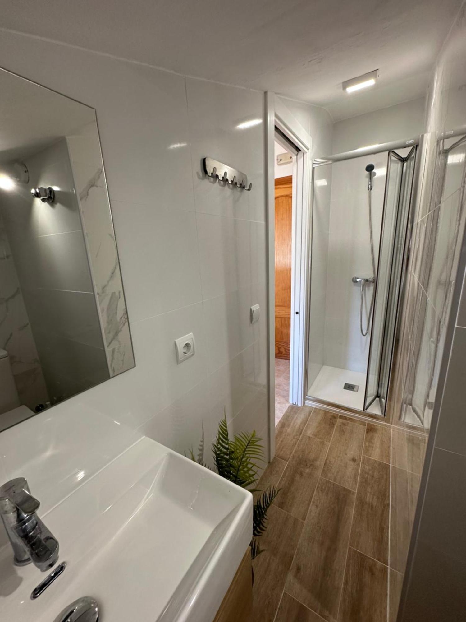 Hostal Sango Sierra De Las Nieves Alozaina Eksteriør bilde
