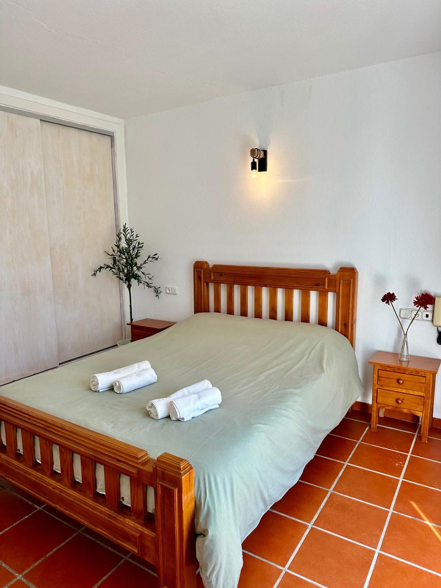 Hostal Sango Sierra De Las Nieves Alozaina Rom bilde