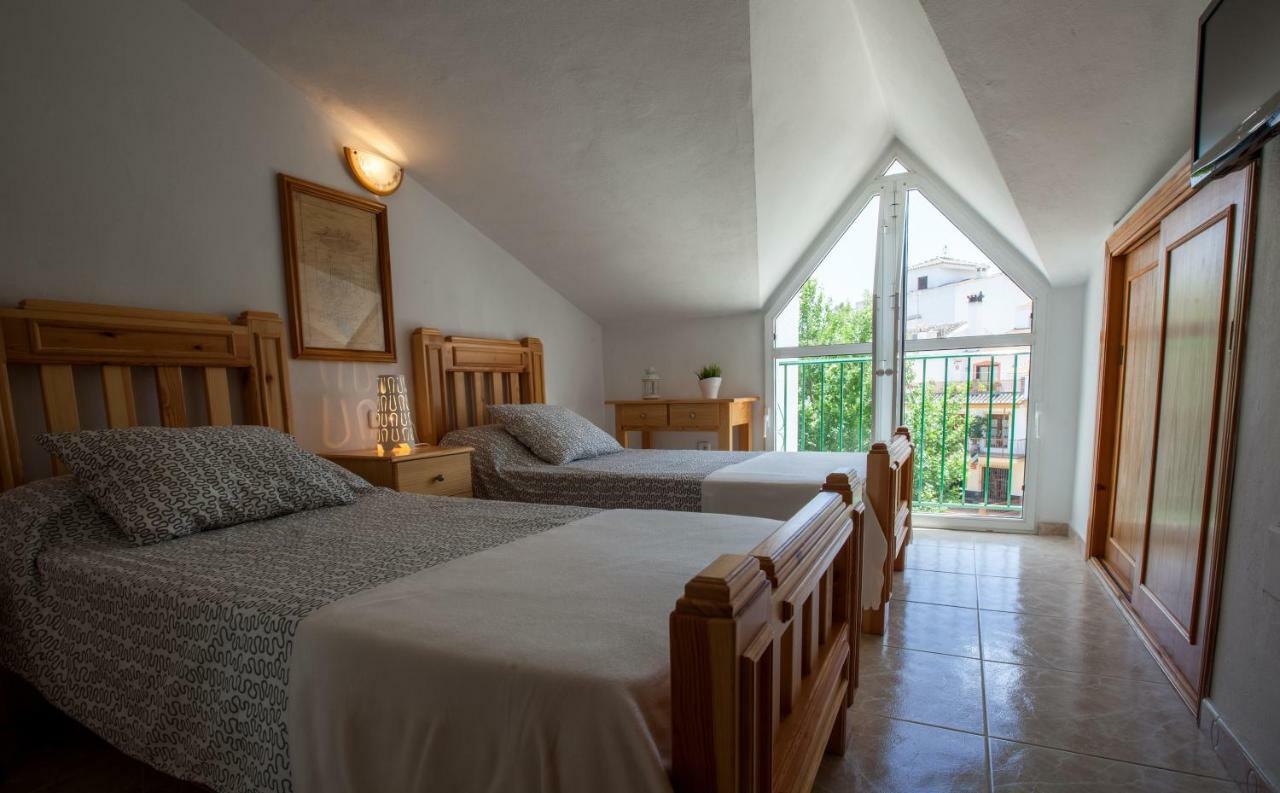 Hostal Sango Sierra De Las Nieves Alozaina Eksteriør bilde